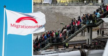 The title "Migration, lögn och förbannad statistik" can be translated into Arabic as:

"الهجرة، الأكاذيب وإحصاءات ملعونة"