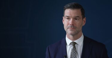 الحكومة: أدنى مستوى للهجرة المتعلقة باللجوء خلال 40 عامًا