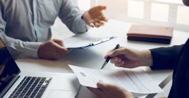 مستشار سابق في حكومة هاربر يدافع عن مستويات الهجرة العالية المدارة بشكل جيد