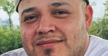 المحكمة العليا تقرر أن الرجل الذي تم ترحيله عن طريق الخطأ إلى السلفادور لا يحتاج للعودة إلى الولايات المتحدة الليلة