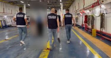 تهريب المهاجرين على محور تركيا-إيطاليا، 15 اعتقالاً