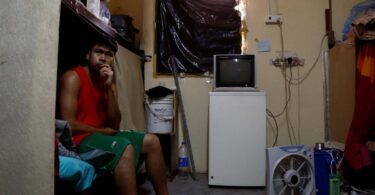 دول الخليج: تخفيف احتجاز المهاجرين خلال الجائحة