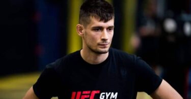 ریناتو سوبوتیک، مدرب فريق MMA الأسترالي، يقول إنه تم احتجازه من قبل مسؤولي الهجرة الأمريكيين