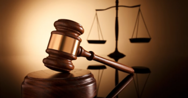قاضي يوقف قانون الهجرة الجديد في فلوريدا، ويقول إن تنفيذ القانون من مسؤولية الحكومة الفيدرالية