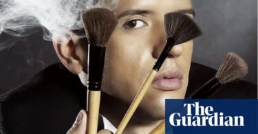 "ليس عضوًا في عصابة": غضب بعد ترحيل فنان مكياج أمريكي إلى سجن في السلفادور بسبب وشوم توج | الهجرة الأمريكية