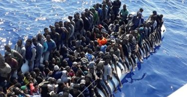 الهجرة غير الشرعية في إسبانيا: العواقب وتأملات حول حق الملكية