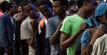 الهجرة: وفد من فورزا إيطاليا في نقطة استقبال بانتيليريا