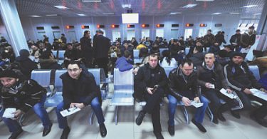 المهاجرون من آسيا الوسطى يهتمون بالغرب / رابطة الدول المستقلة / صحيفة نيزافيسيمايا غازيتا