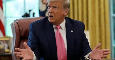 ترامب يرسل الحرس الوطني وسط استمرار الاحتجاجات في لوس أنجلوس ضد وكلاء الهجرة