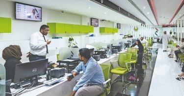 تمت دعوة زوار الإمارات للتخطيط وتجديد التأشيرات قبل انتهاء صلاحيتها وسط اضطرابات الرحلات الجوية وارتفاع الطلب