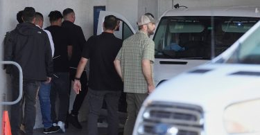 زيادة اعتقالات ICE في محاكم الهجرة