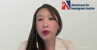 سوي تشونغ، من جمعية الأمريكيين من أجل العدالة للمهاجرين، يتحدث عن تنفيذ قوانين الهجرة في فلوريدا
