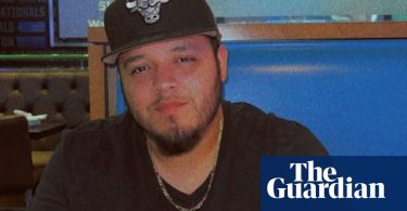 قاضي يأمر بالإفراج عن كيلمار أبريغو غارسيا أثناء انتظار محاكمته الفيدرالية