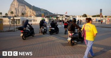 لا تهديد للسيادة البريطانية على صفقة جبل طارق، يقول ديفيد لامي