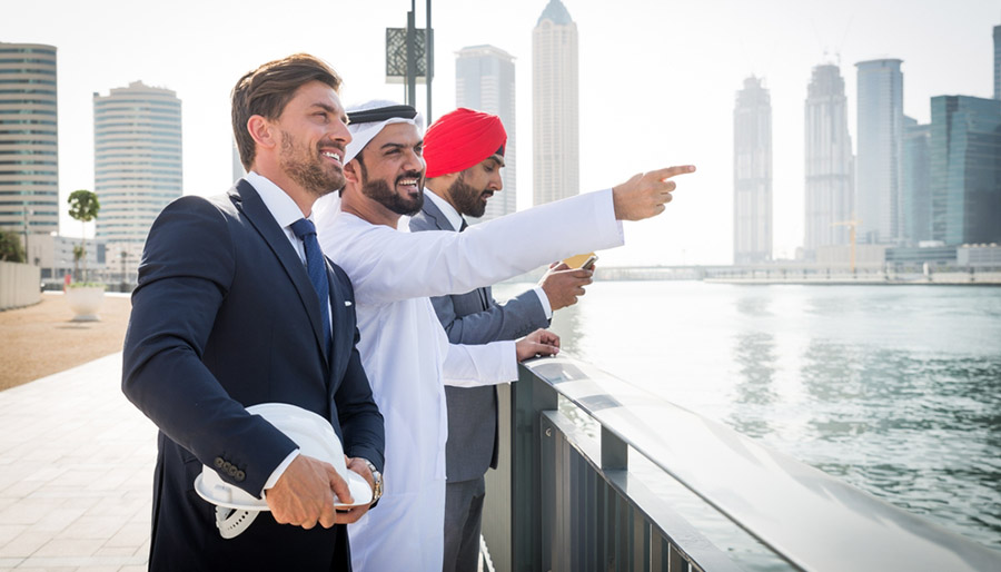 Q5 يعين سكوت كينيدي مديراً إدارياً للأعمال السعودية