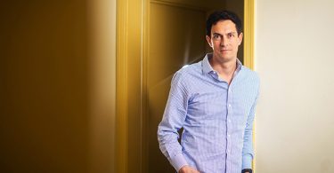 هل يساعد المهاجرون والهجرة الاقتصاد؟ | الحافة